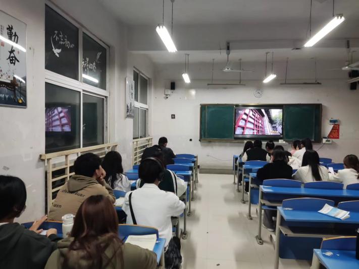 图示, 示意图
中度可信度描述已自动生成:ver1